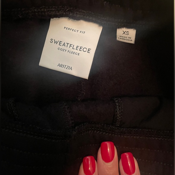 NWT Aritzia Black Sweatpants - Picture 5 of 5